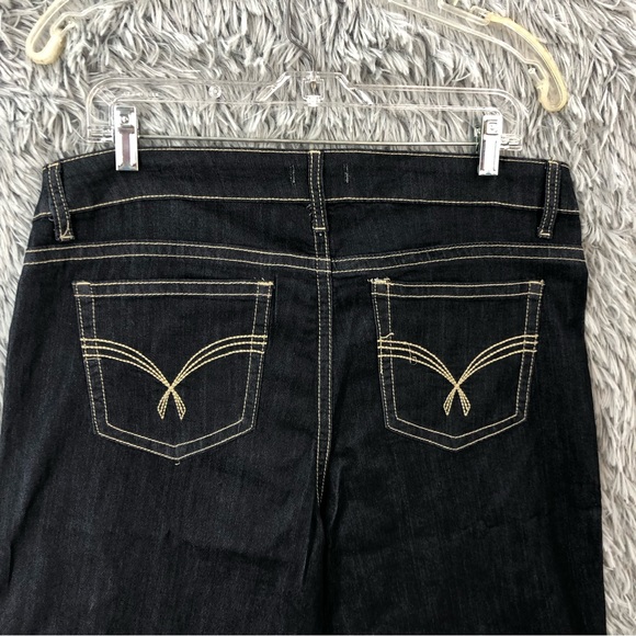 Soundgirl Shorts Womens Size 17 NWT Dark Blue Cuffed Hem - Picture 2 of 13